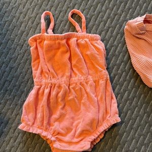 Baby gap romper